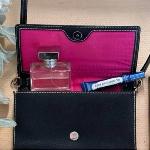 Kate Spade Crossbody - Picture 2 of 7